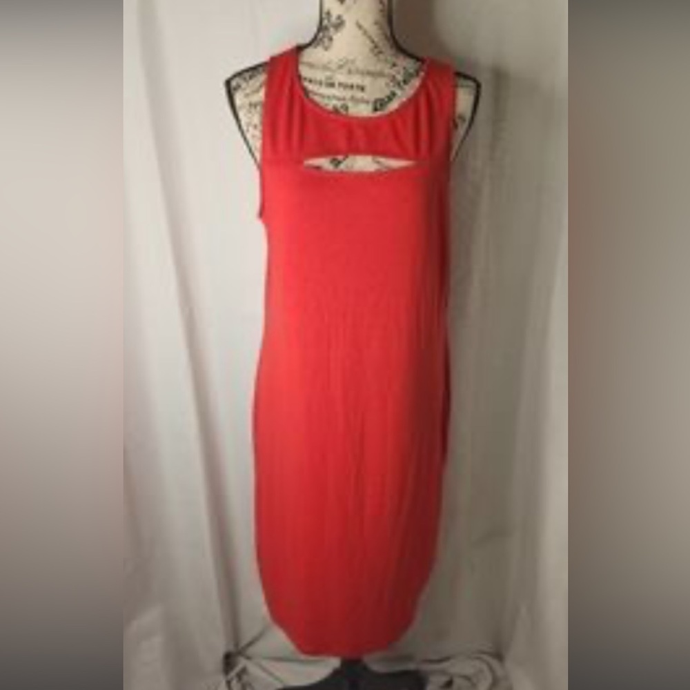NWT $60 Absolutely Love It!! bright red sleeveless dress with small chest cutout - Picture 16 of 16